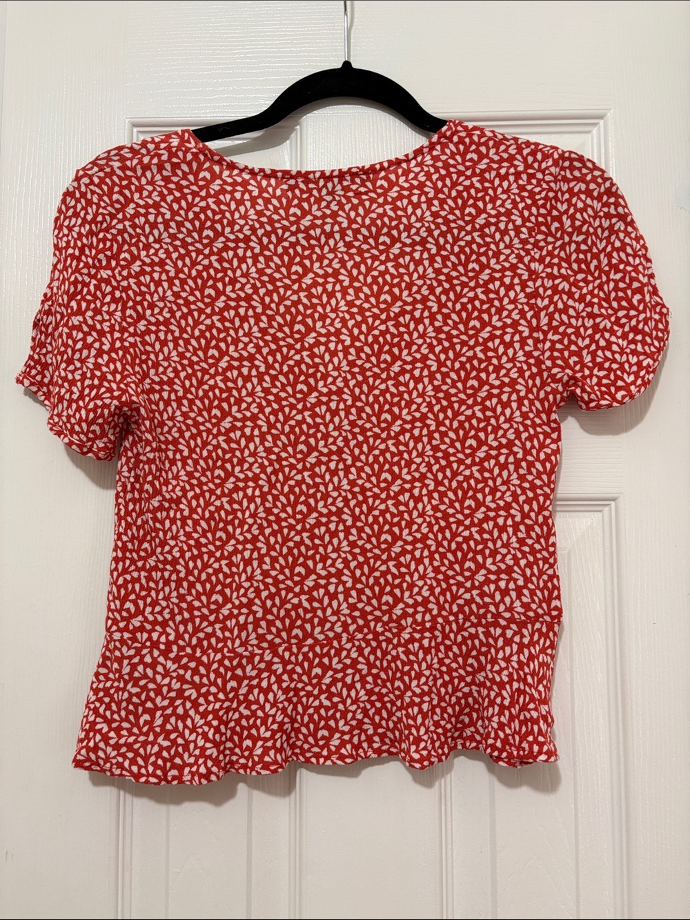 Patterned Button-Front V-Neck Blouse - Picture 3 of 3